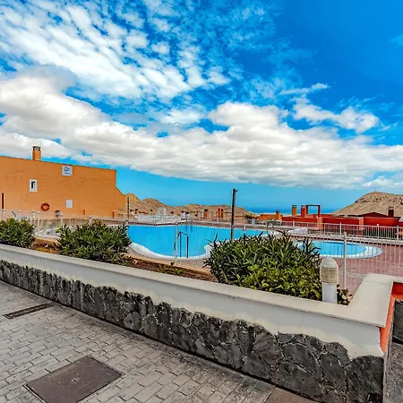 Brisa Two Bedroom With Amazing View And Pool Apartman