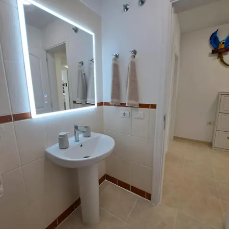Brisa Two Bedroom With Amazing View And Pool Appartamento