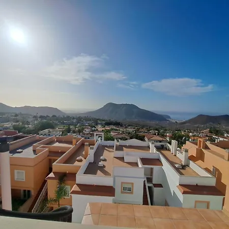 Apartman Brisa Two Bedroom With Amazing View And Pool